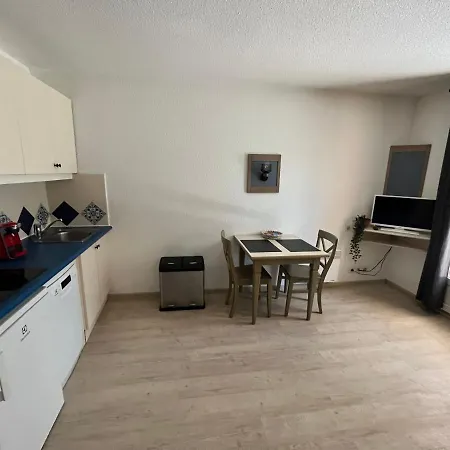 Apartment Studio Dans Un Cadre Reposant Saint-Raphaël